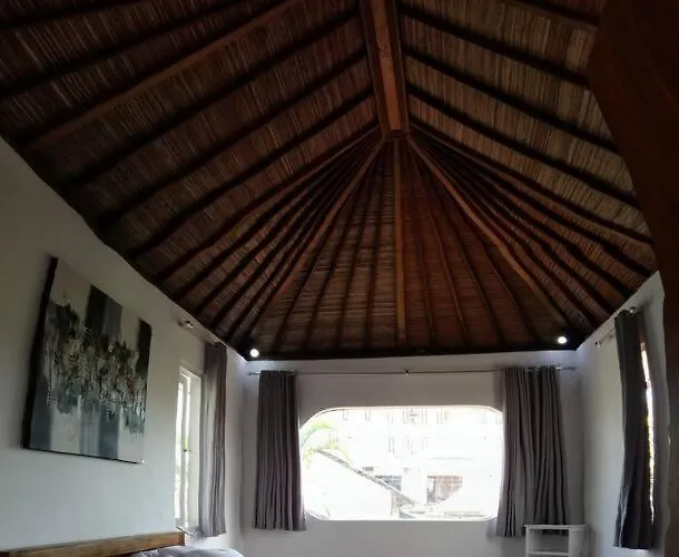 Villa 2br Private In Seminyak, Ayu Putri *