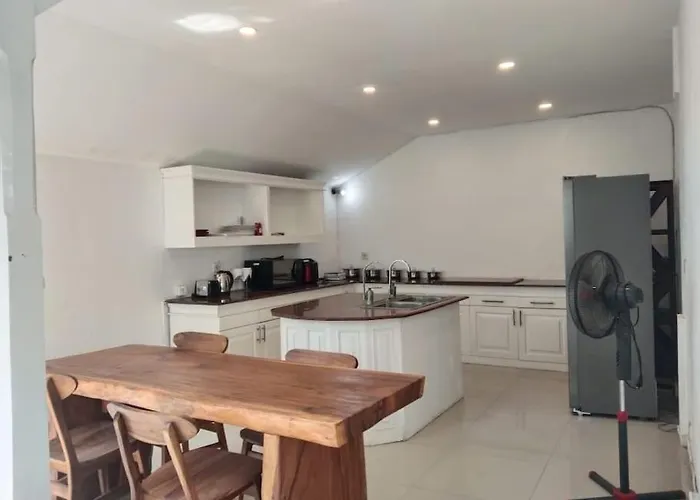 2br Private In Seminyak, Ayu Putri