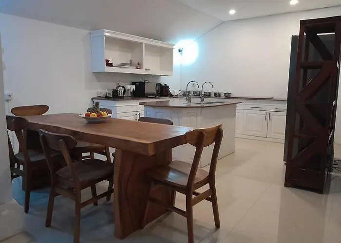 2br Private In Seminyak, Ayu Putri Villa Seminyak
