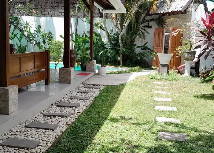 2br Private In Seminyak, Ayu Putri